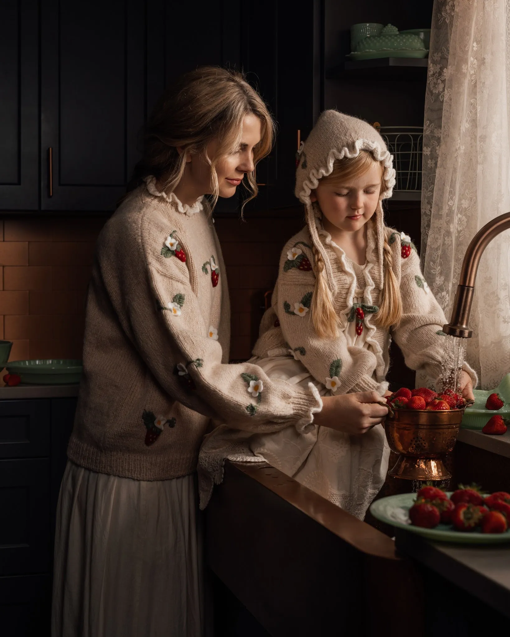 Adult Strawberries pullover | Wheat