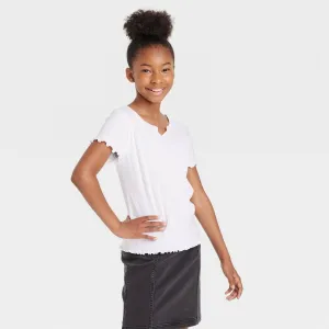 Art Class Girls' Short Sleeve Notch-Front T-Shirt