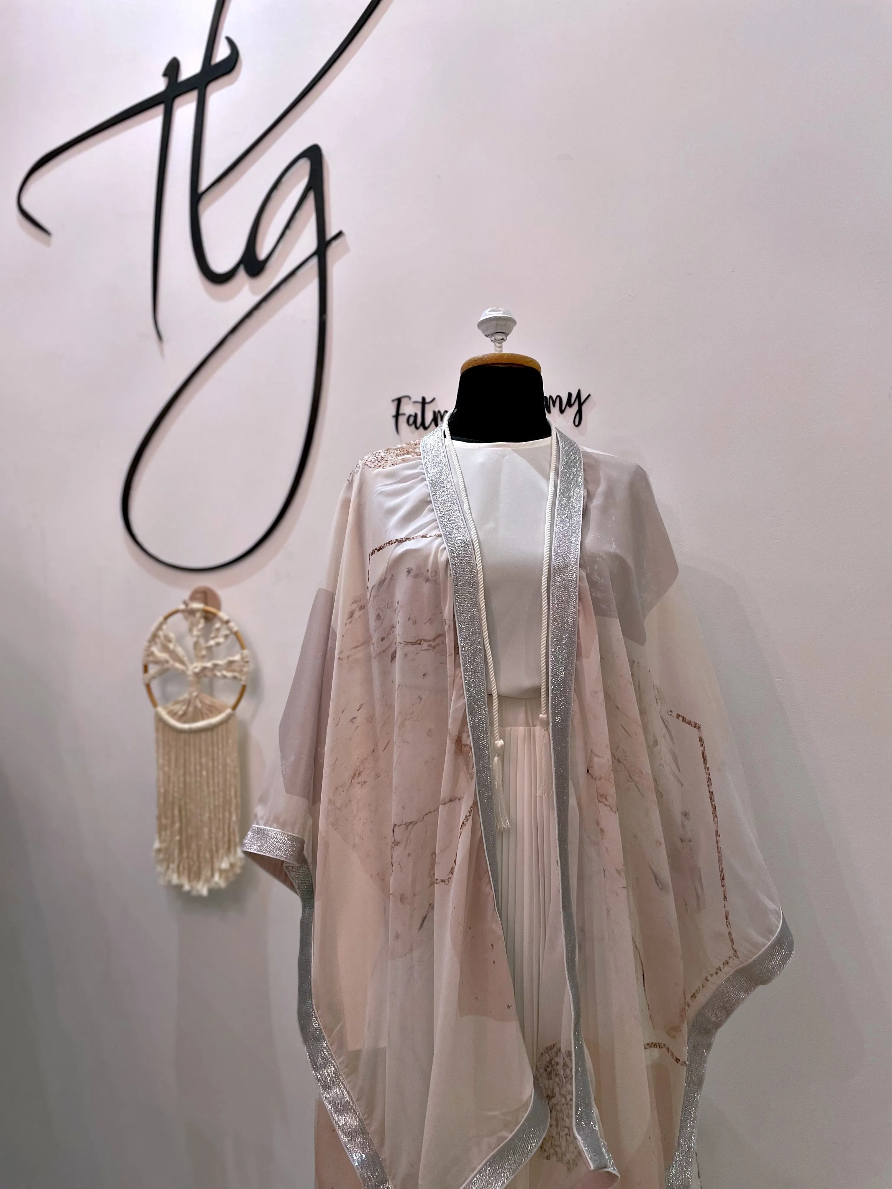 Beige Marble Kimono