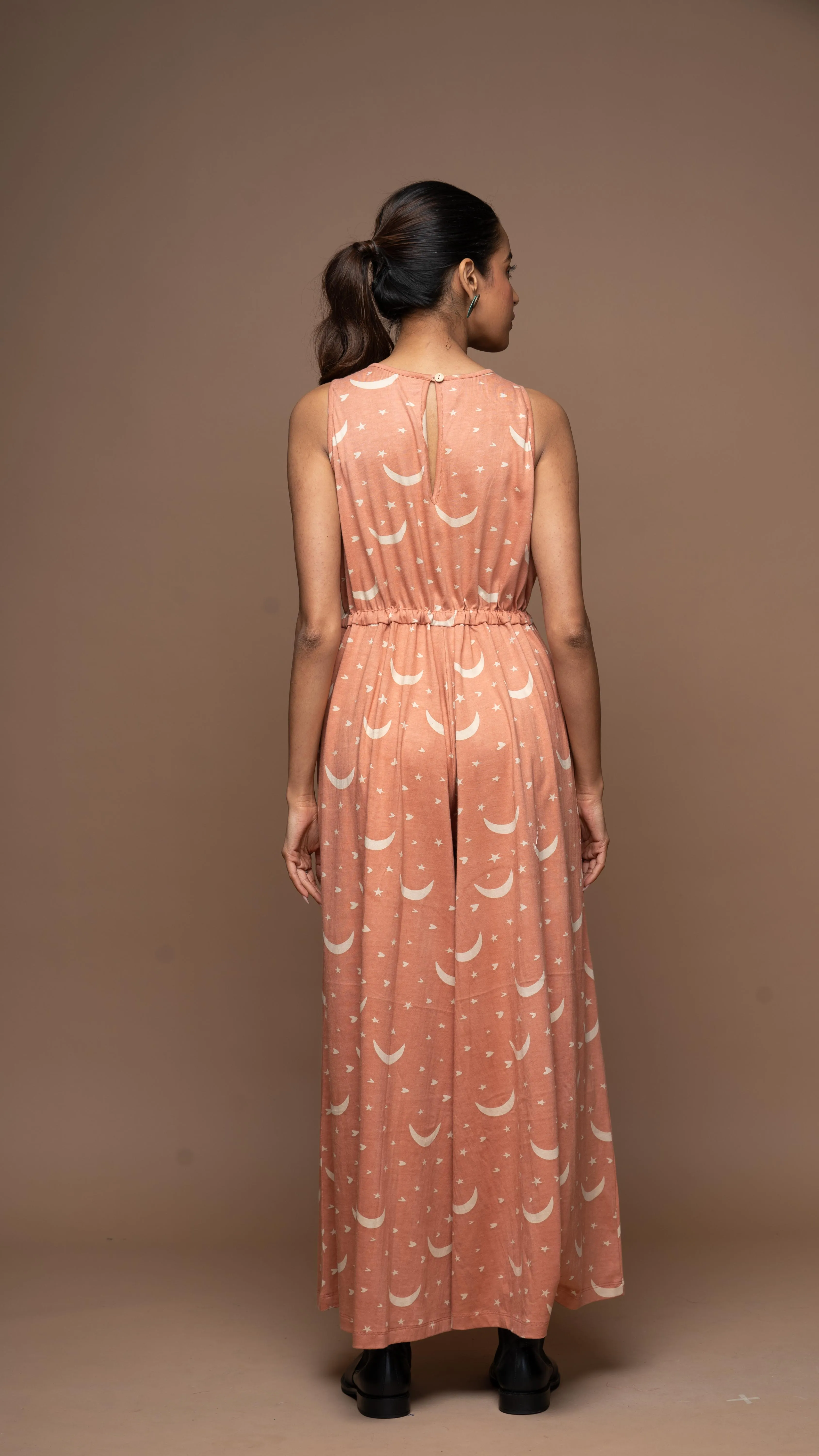 Cozy U Jumpsuit in Lost hearts of the night Pattern