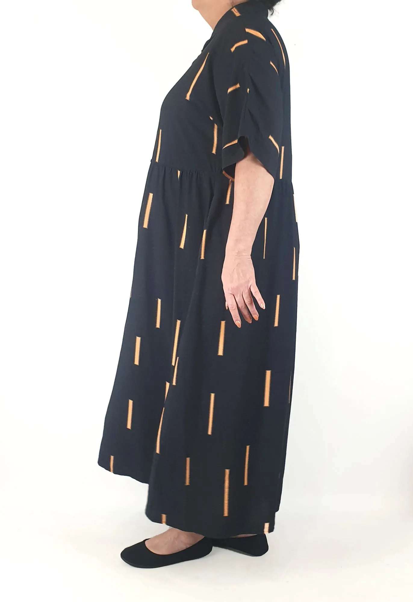 Elk unique print navy dress size 18 (note: inconsistencies)