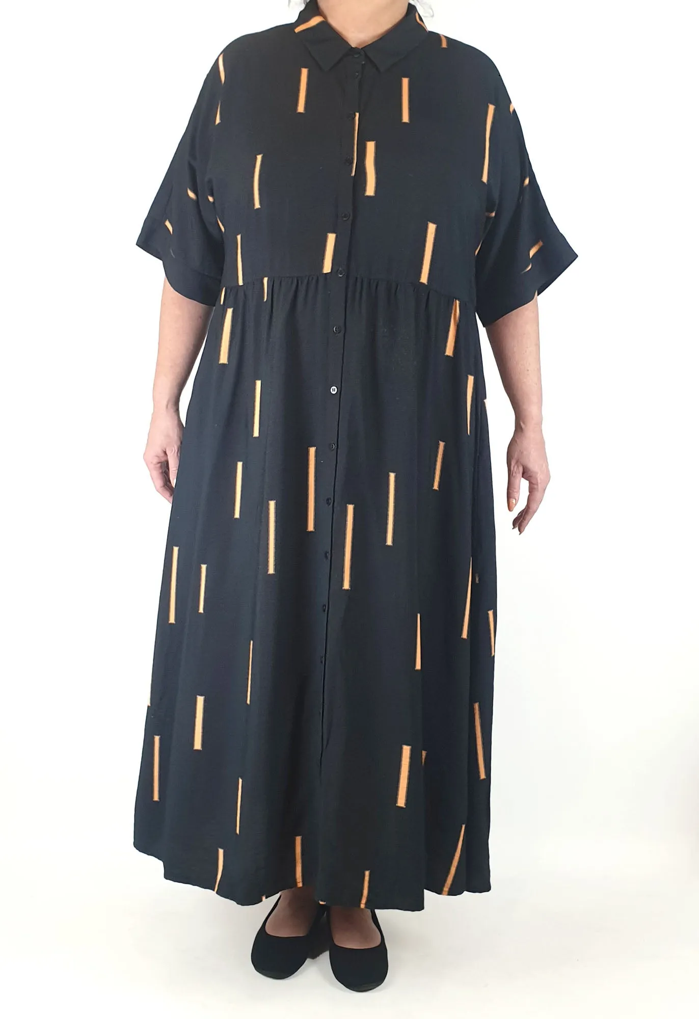 Elk unique print navy dress size 18 (note: inconsistencies)