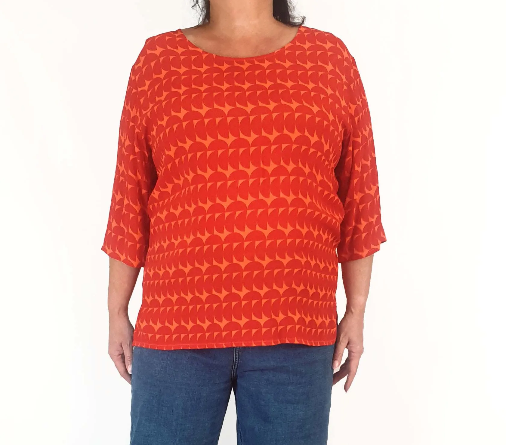 Elm red and orange print half sleeve top size 16
