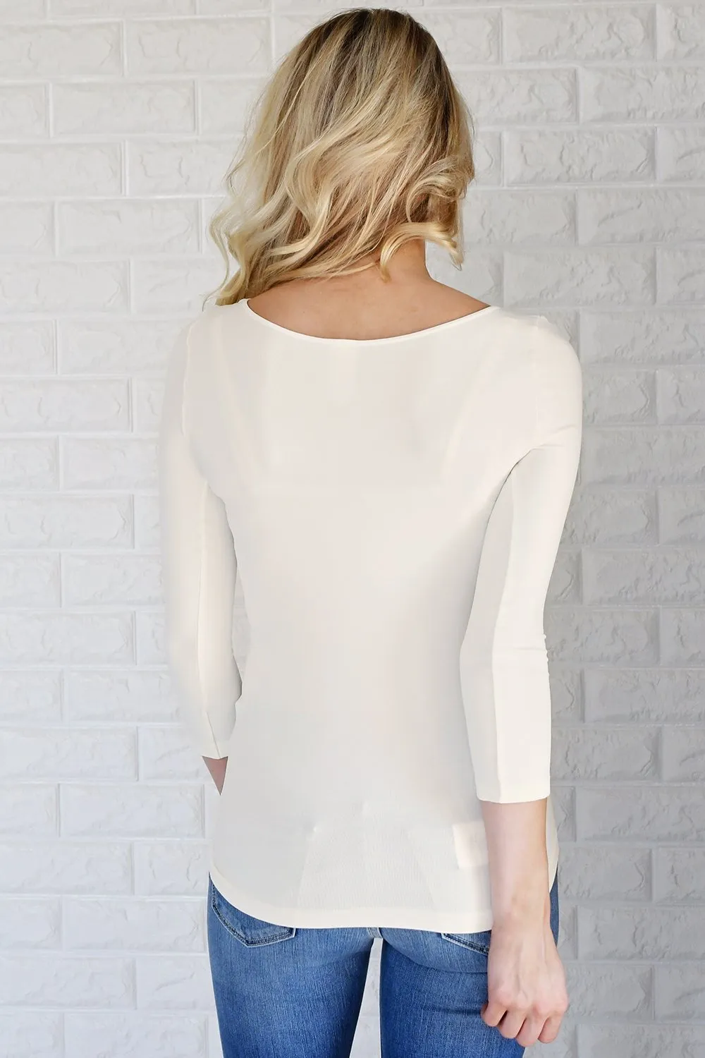 Essential 3/4 Sleeve Seamless Top ~ Cream