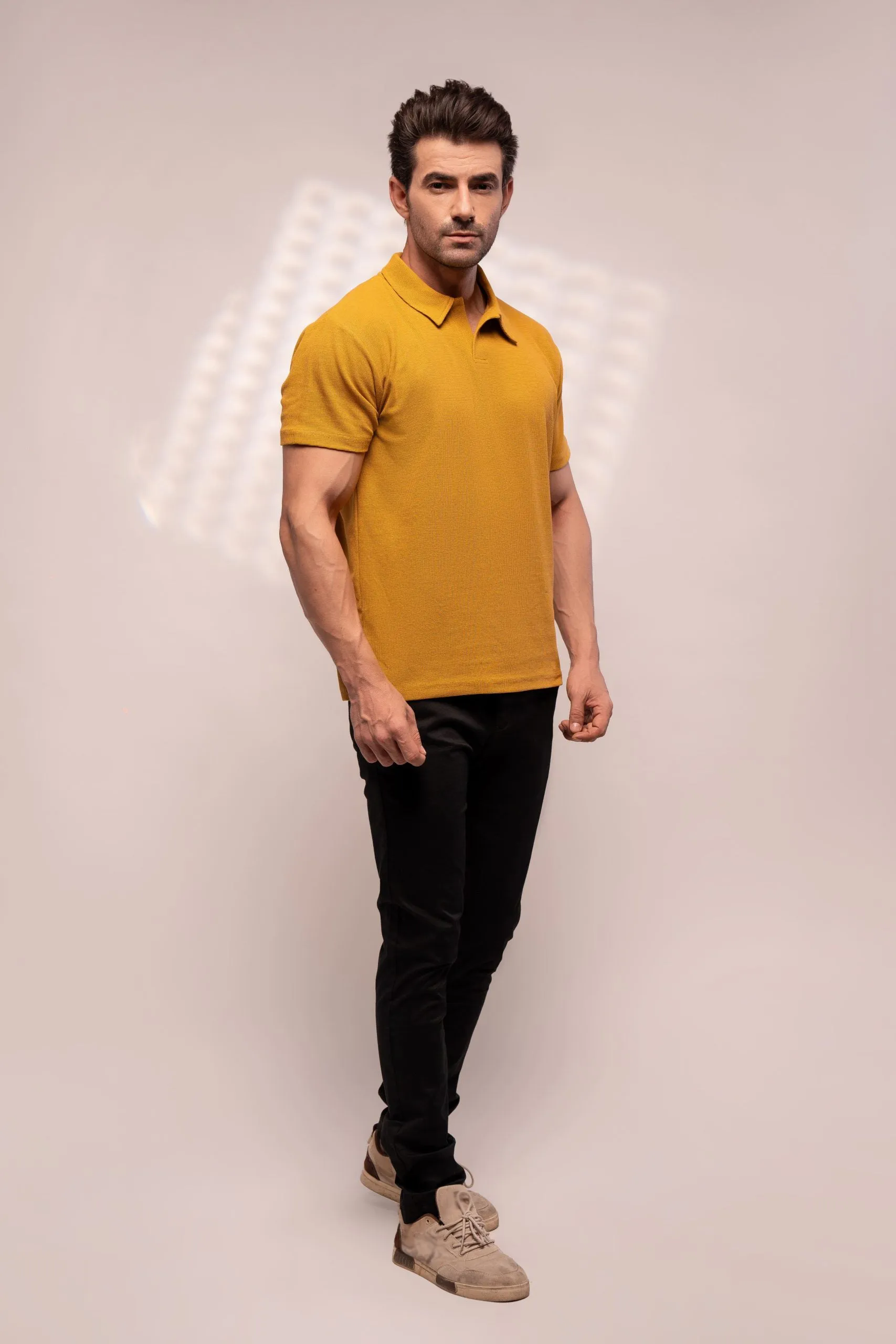 Johnny Collar Ostrich (Yellow)