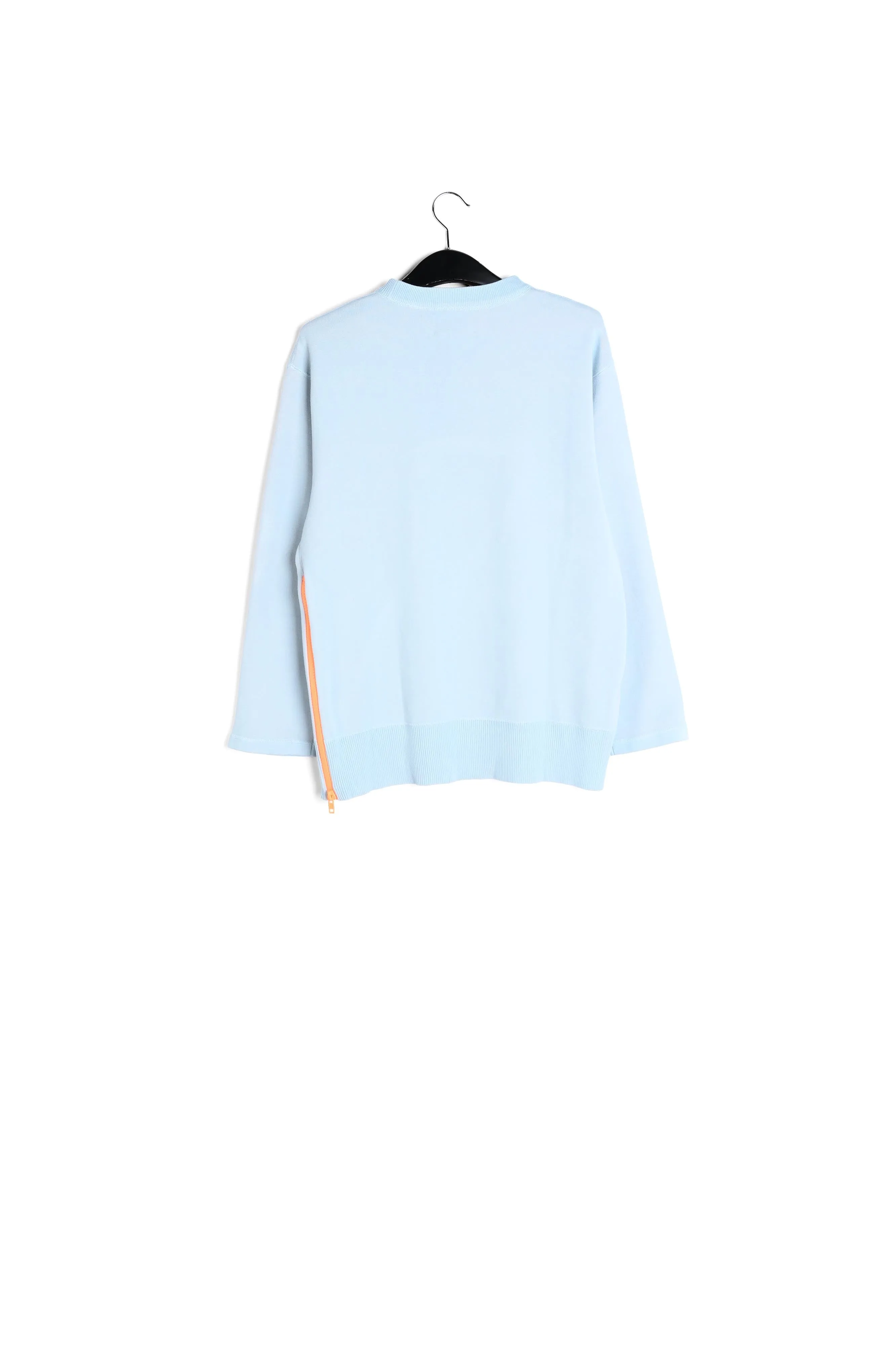 Light blue sweater with boxy cut