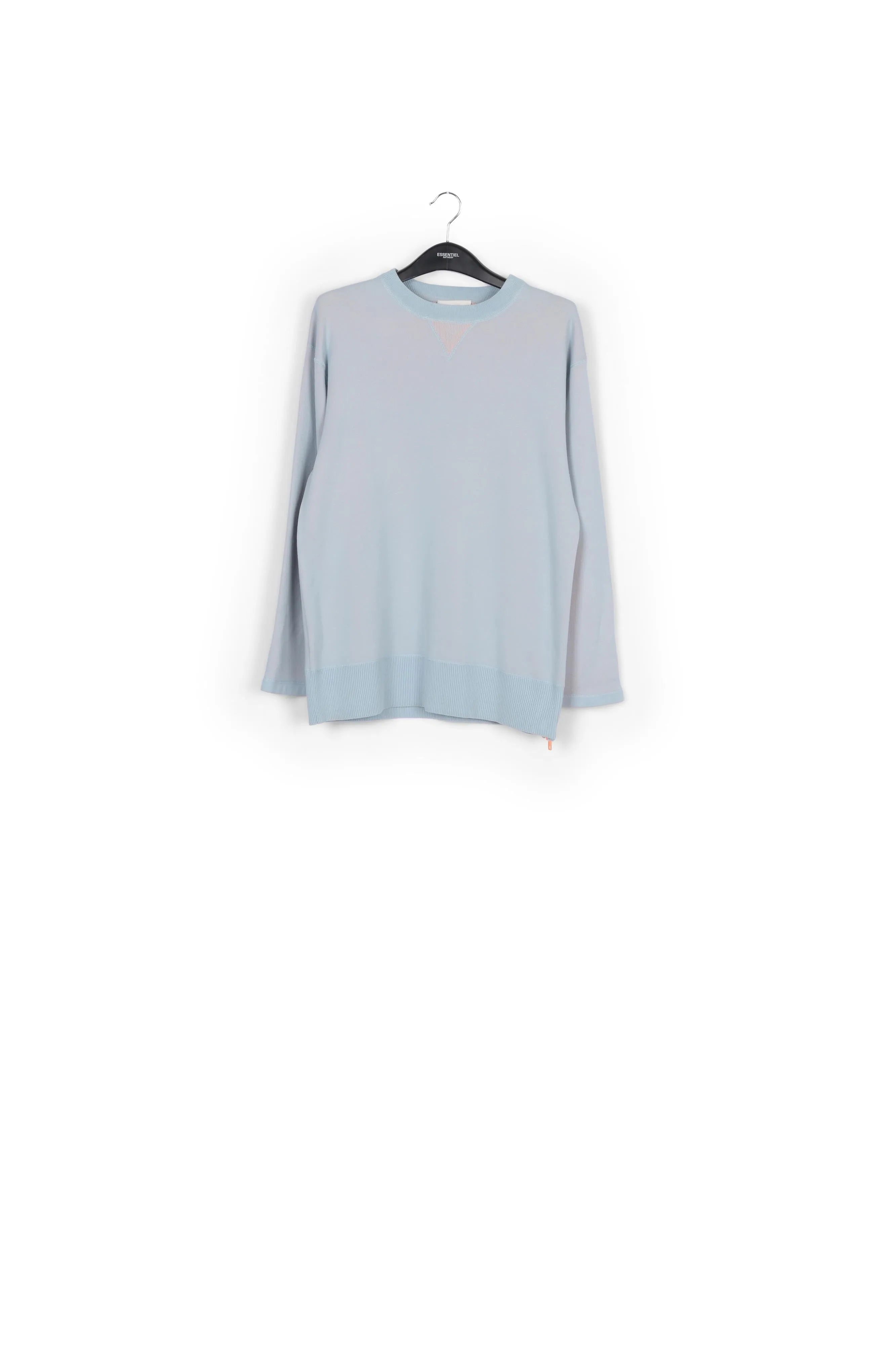 Light blue sweater with boxy cut