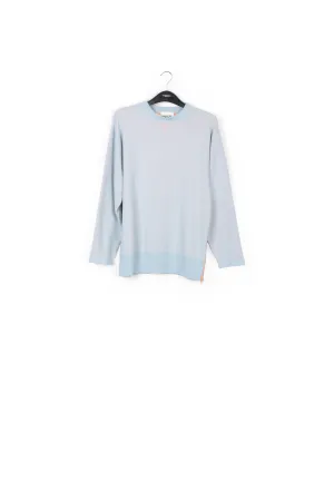 Light blue sweater with boxy cut