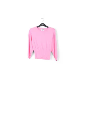 Light pink knitted sweater with fitted waist