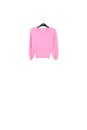 Light pink knitted sweater with fitted waist