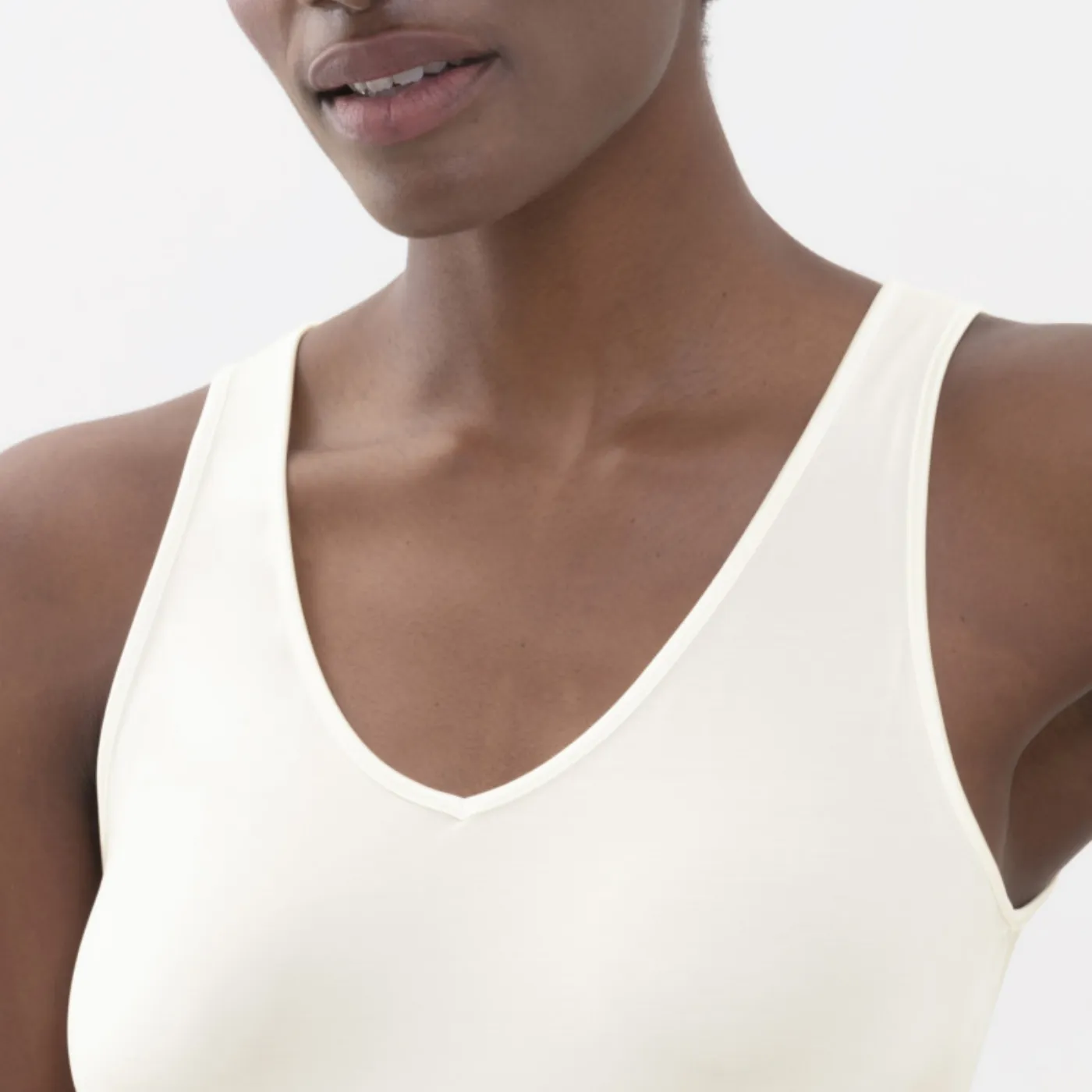Mey V-Neck Cami | Champagne