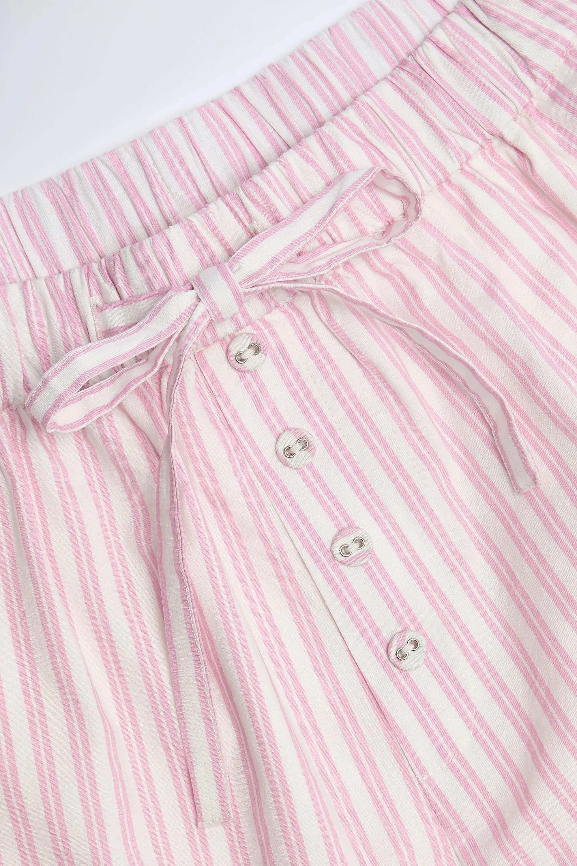 Mid-Rise Shorts in Soft Mauve Stripe