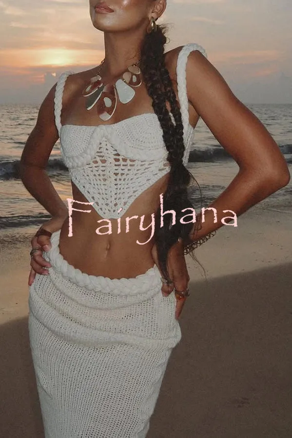 Sumui Hollow Crochet Knit Braid Detail V-shaped Hem Crop Vacation Tank