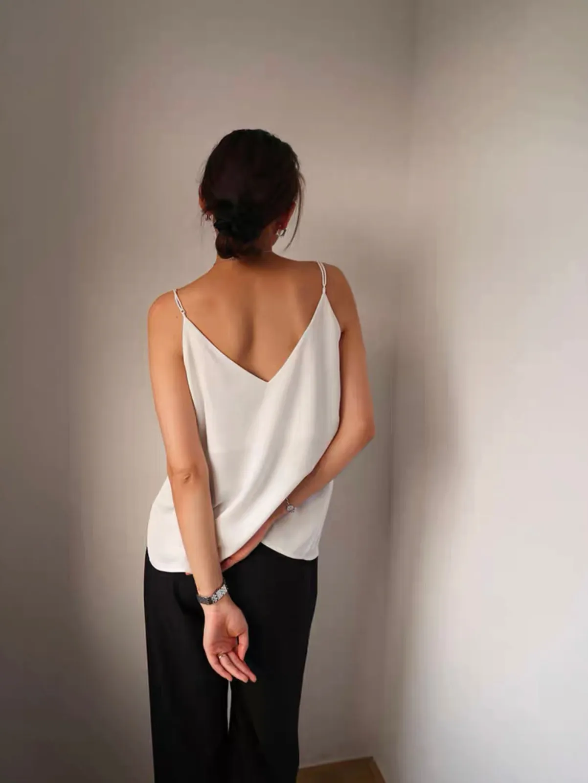 The Classic V Camisole Top [2 Colours]