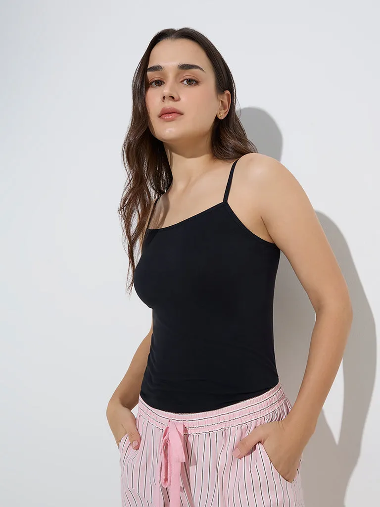 Wunderlove Black Solid Camisole